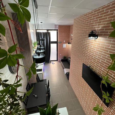 Carcaixent 24 Aparthotel บาเลนเซีย ภายนอก รูปภาพ