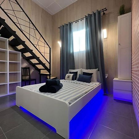 Carcaixent 24 Aparthotel บาเลนเซีย ภายนอก รูปภาพ