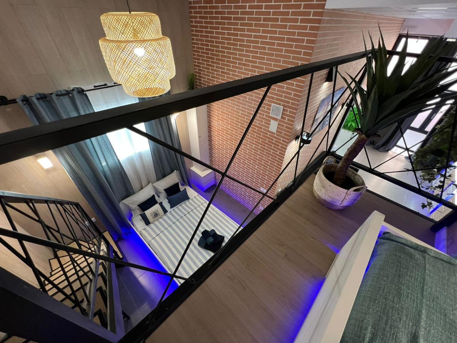 Carcaixent 24 Aparthotel บาเลนเซีย ภายนอก รูปภาพ