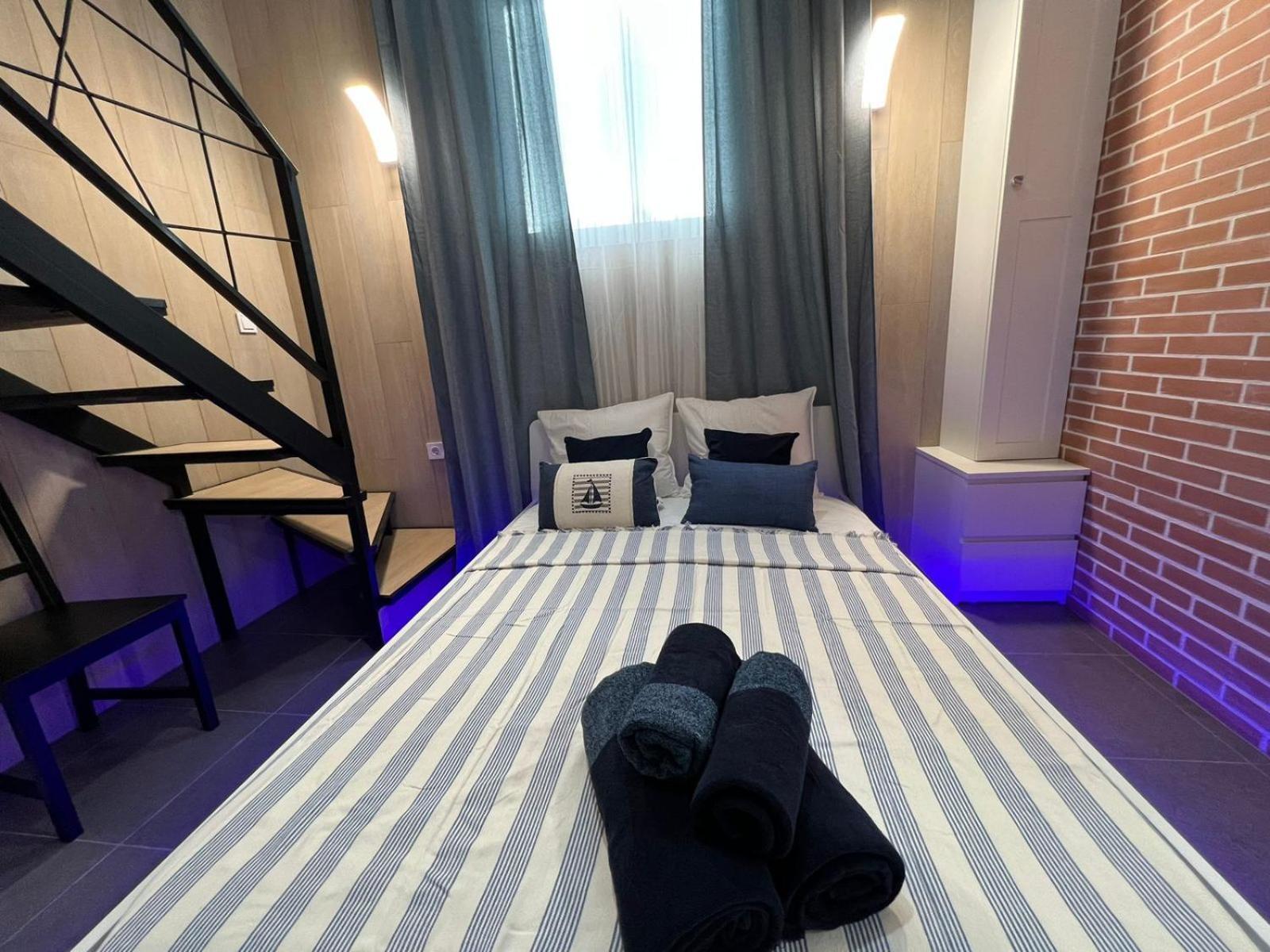 Carcaixent 24 Aparthotel บาเลนเซีย ภายนอก รูปภาพ